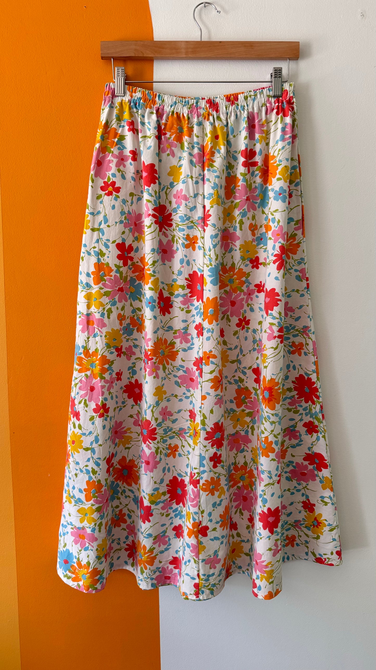 MULTI COLOUR FLORAL 2 PIECE SKIRT & TOP SET (M)