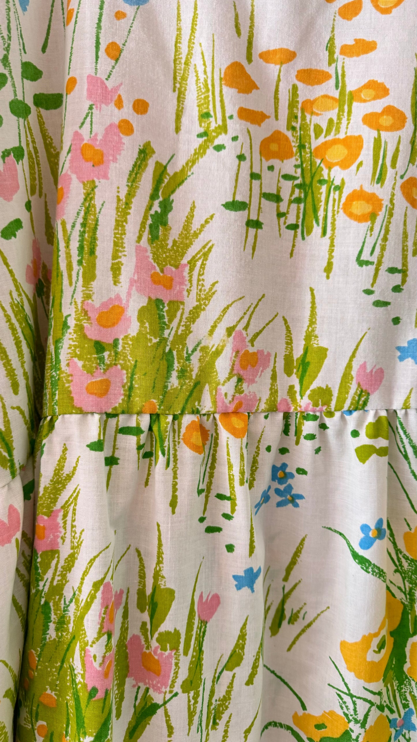 BUTTERFLY MEADOW FLOWY SLEEVE DRESS (M/L)
