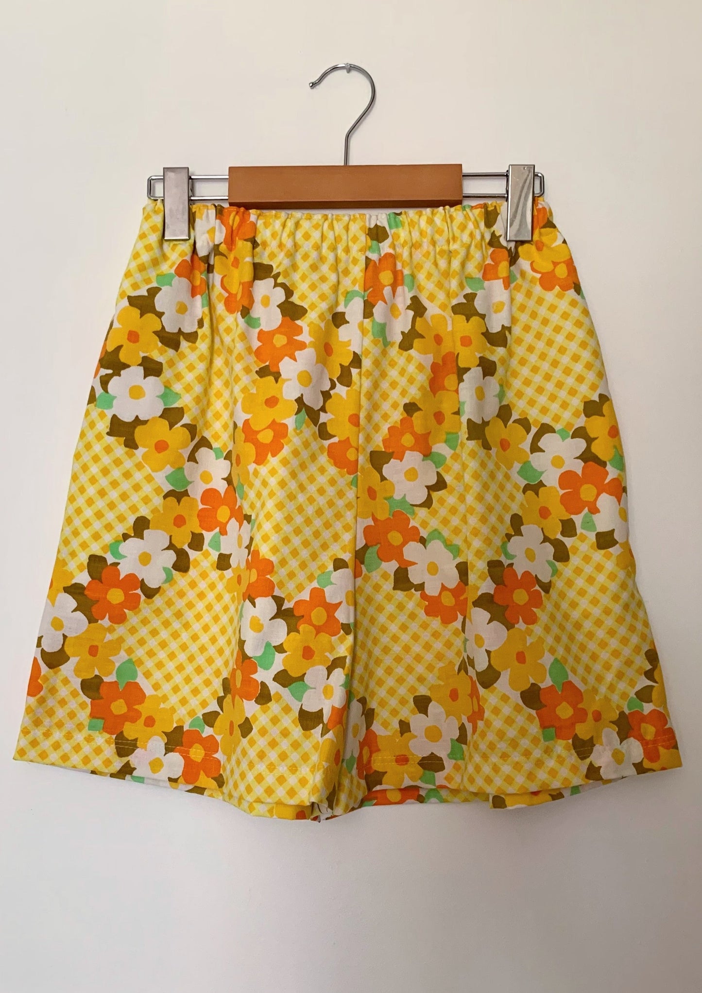 YELLOW PICNIC SHORTS (XS)