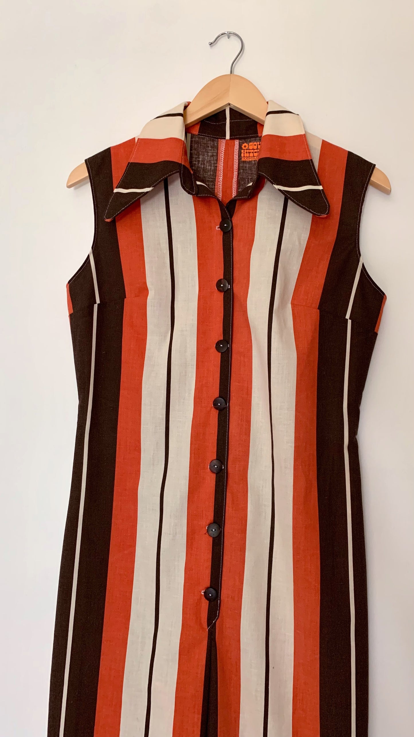 JUMPSUIT in 70s stripes (size MEDIUM)