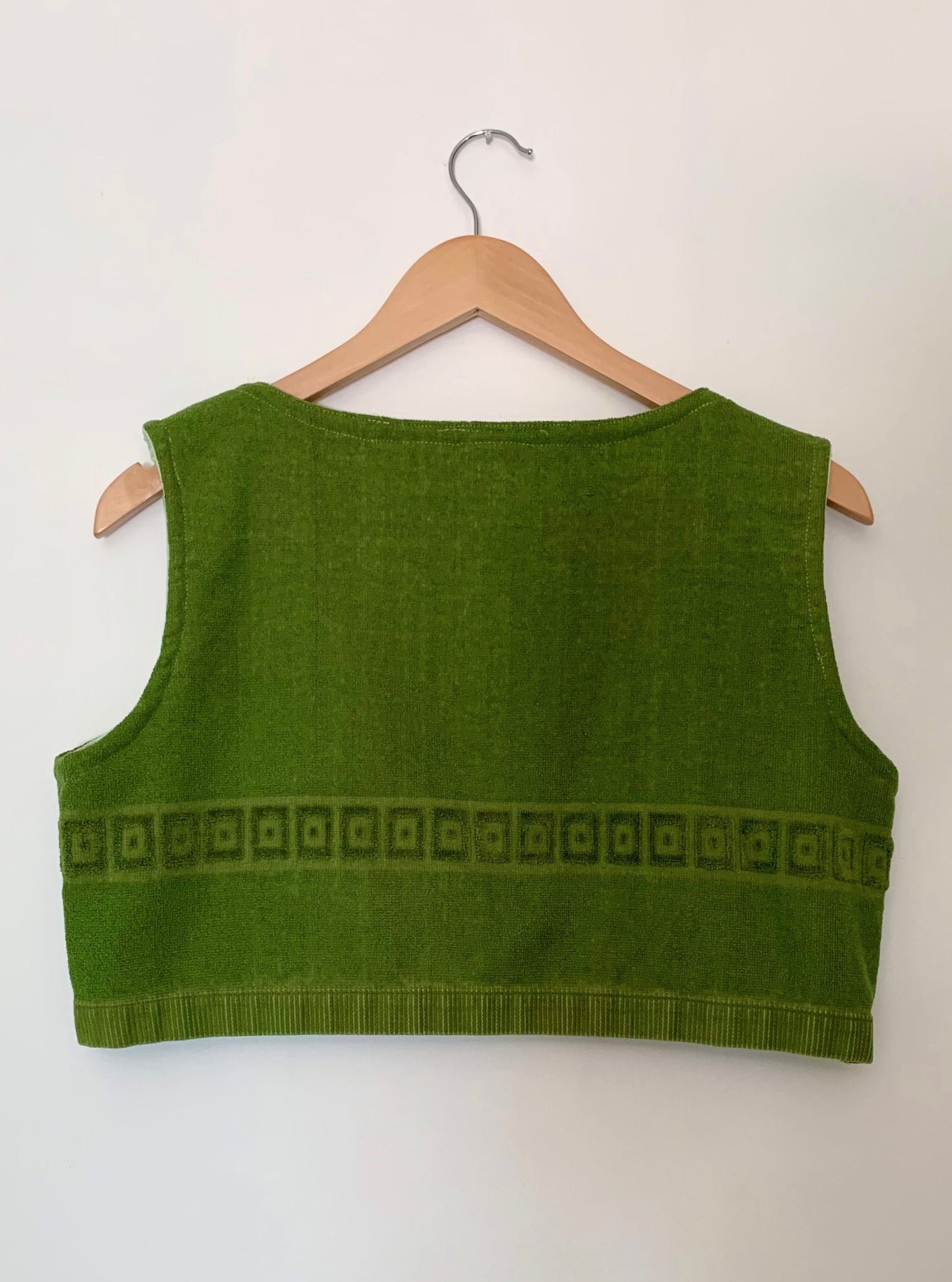 EASY BEIN' GREEN TOWEL TOP (up to size LARGE)