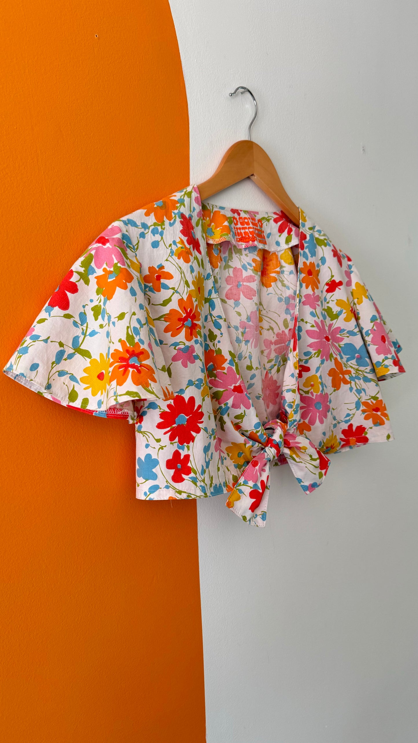 MULTI COLOUR FLORAL 2 PIECE SKIRT & TOP SET (M)