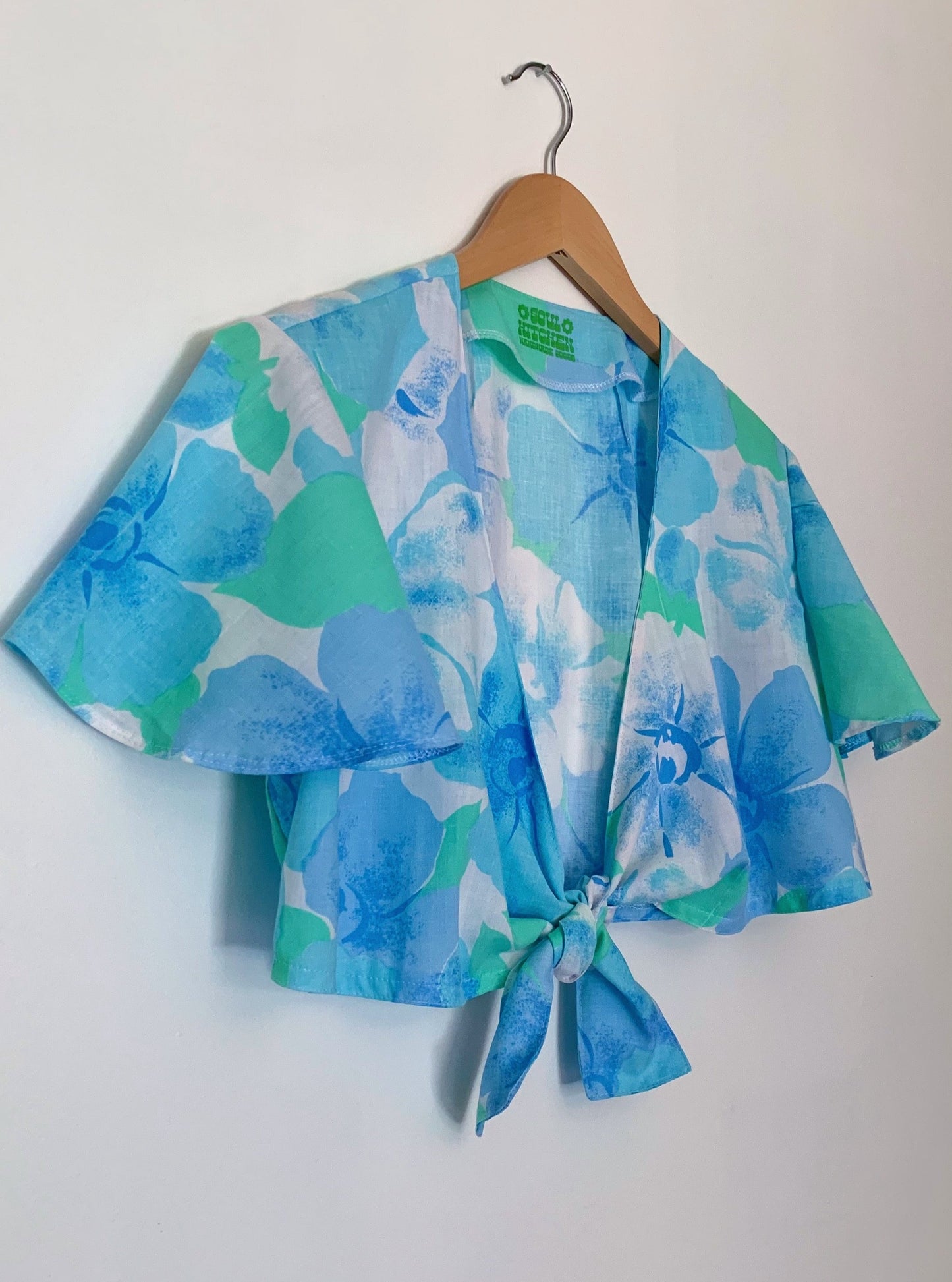 BLUE FLORAL BREEZE 2 PIECE SKIRT & TOP SET (M)