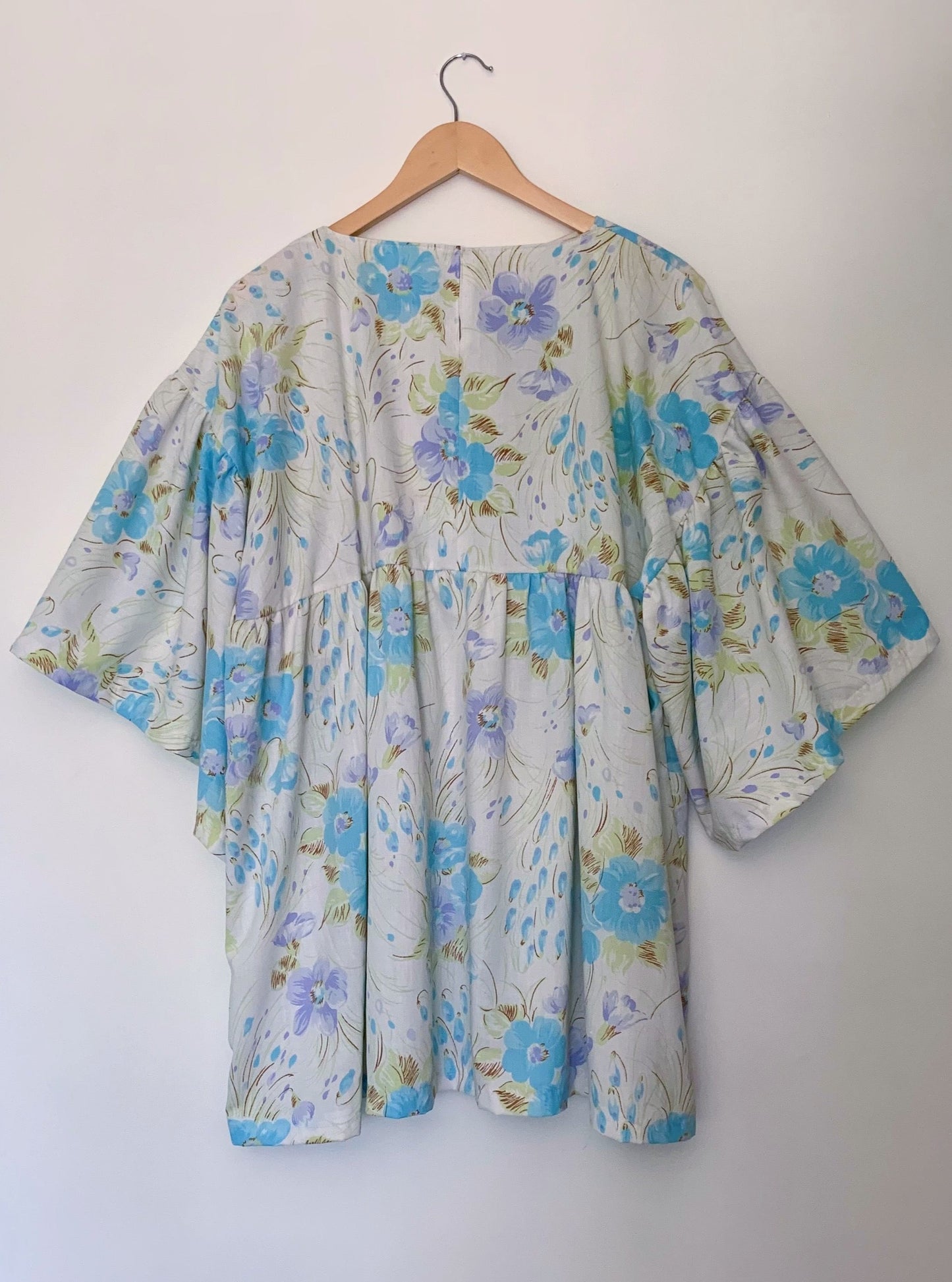BLUE COSMOS FLOWY DRESS (S/M)