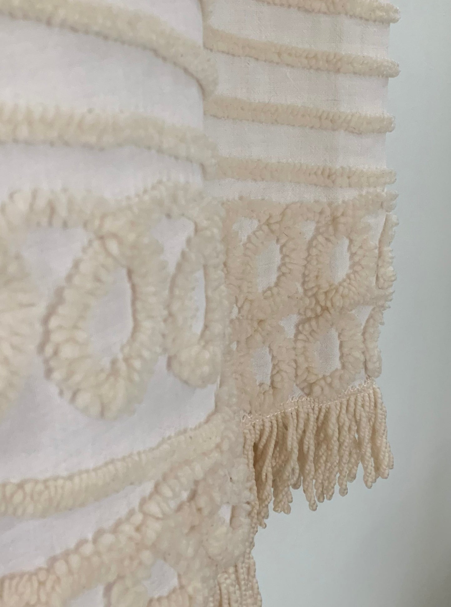 TUFTED CREAM FRINGE PANTS (M)