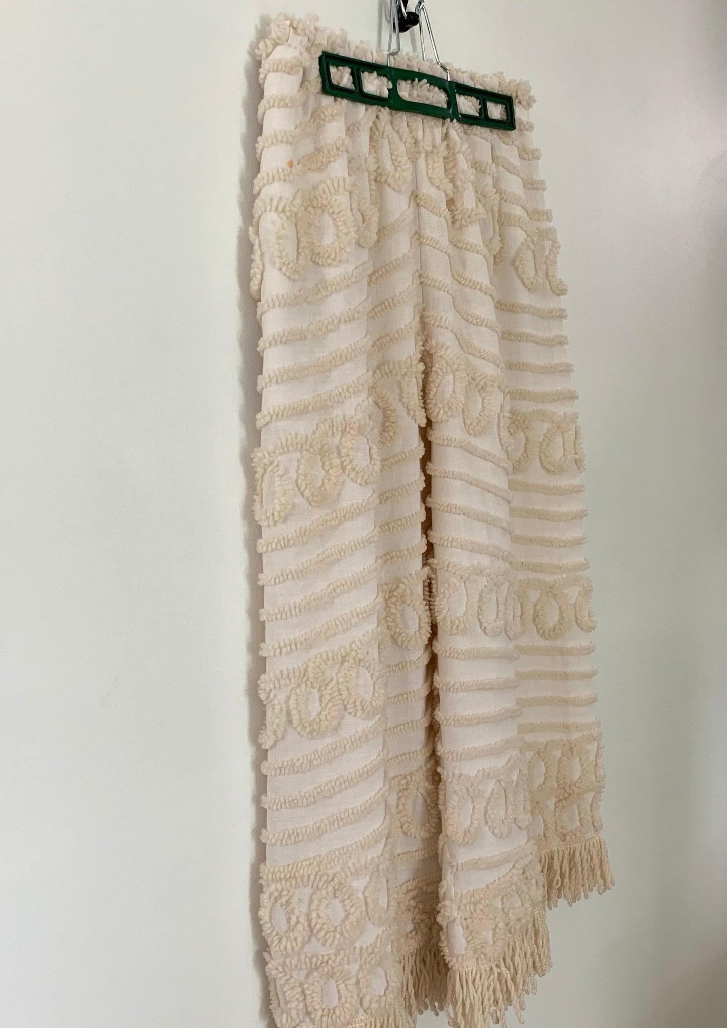 TUFTED CREAM FRINGE PANTS (M)