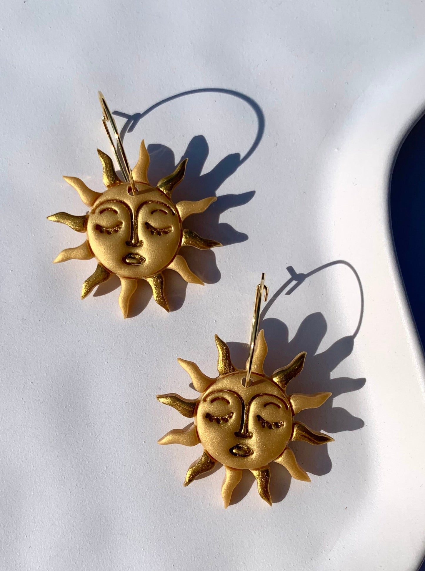 MRS. GOLDEN SUN hoops