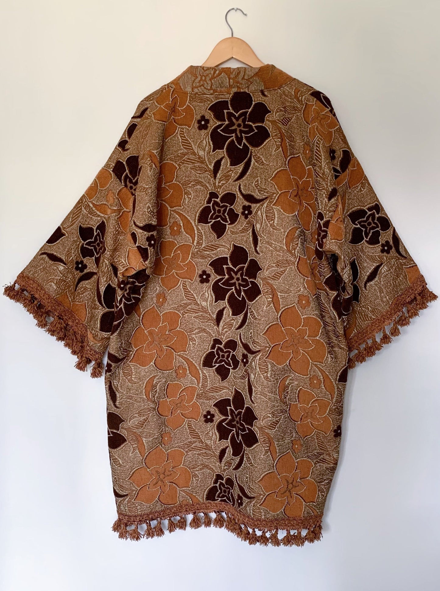 BROWN FLORAL FRINGE DUSTER (O/S)