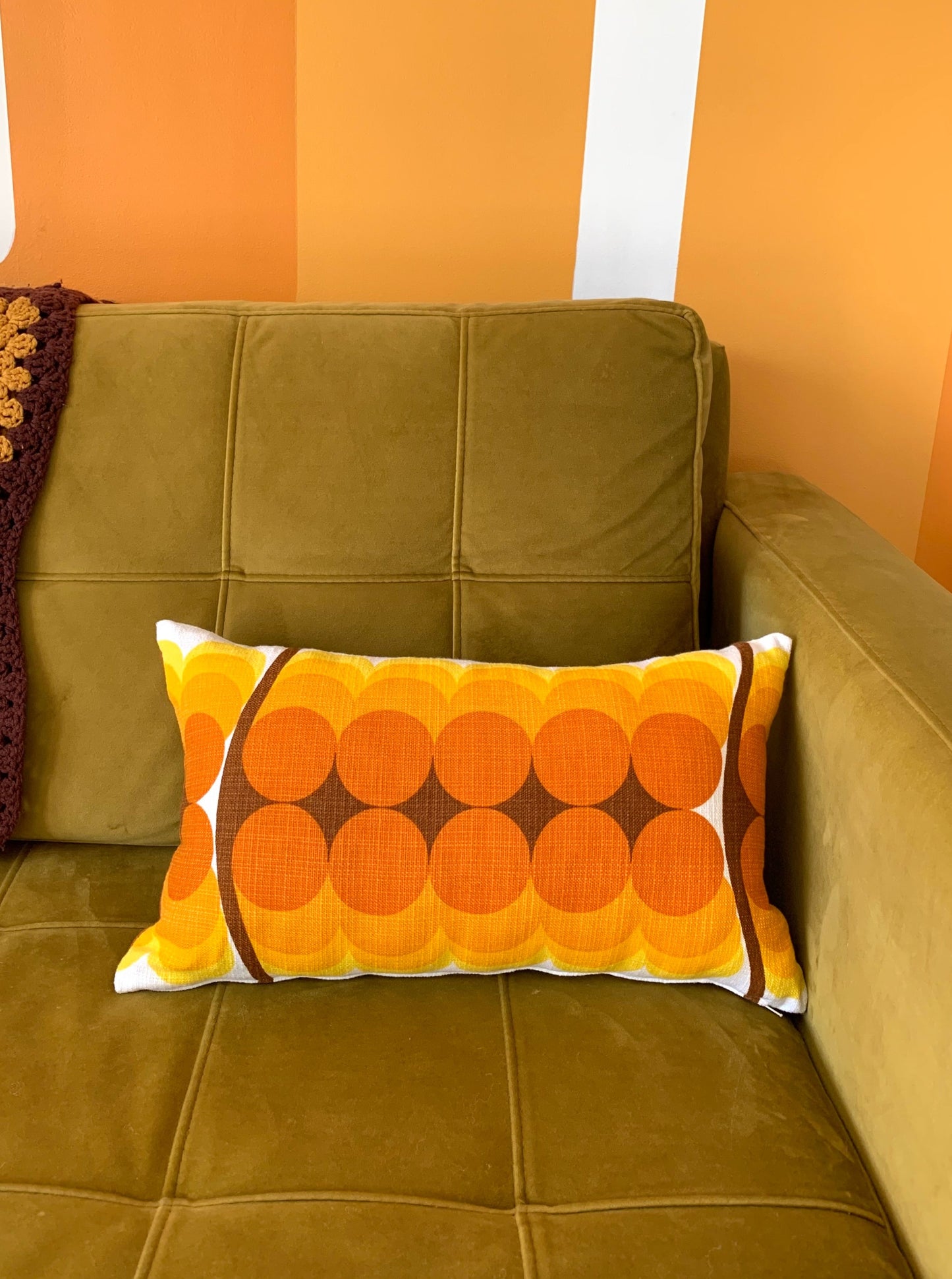 CIRCULAR 70'S DREAM THROW PILLOW COVER