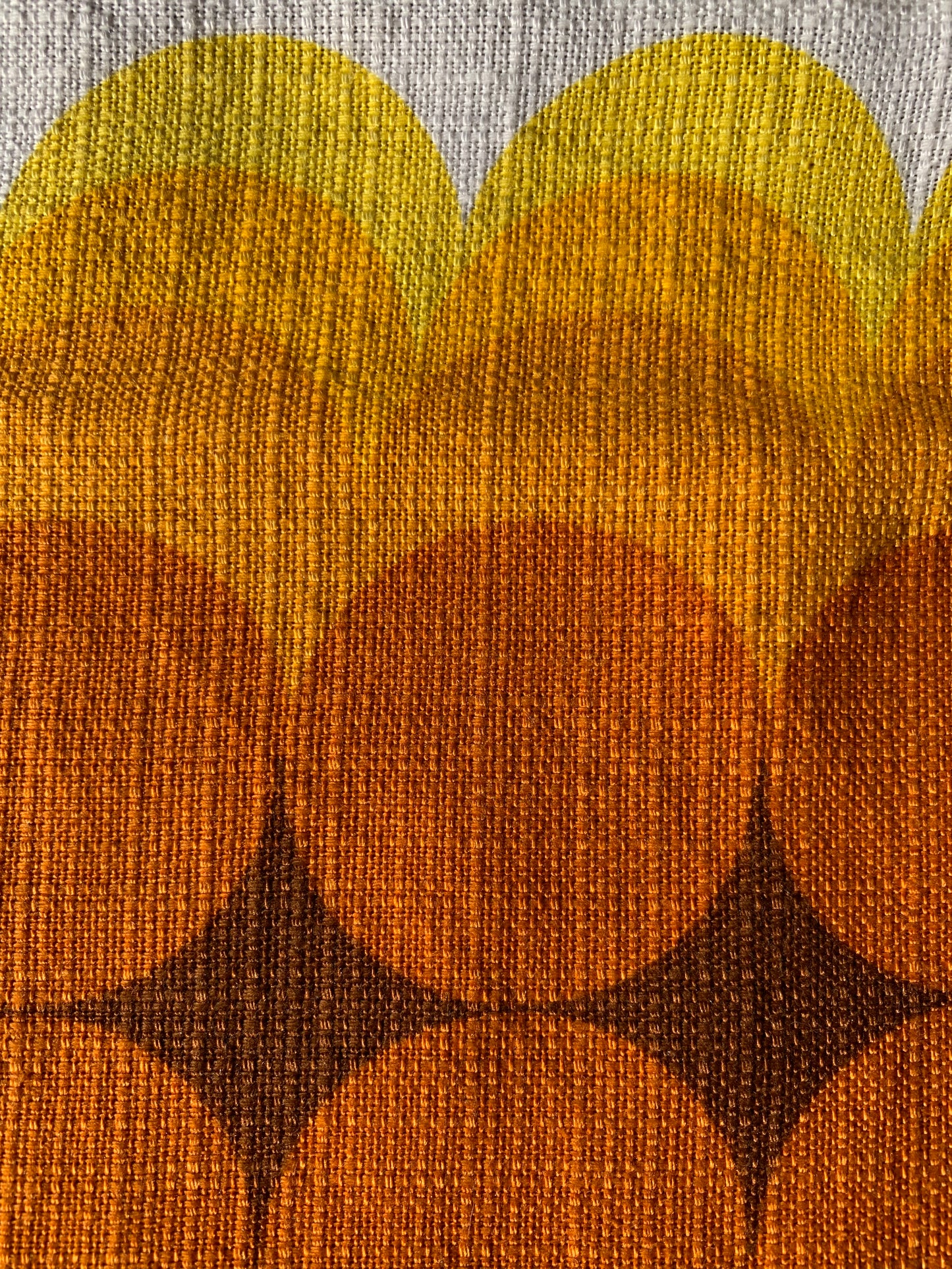 CIRCULAR 70'S DREAM THROW PILLOW COVER