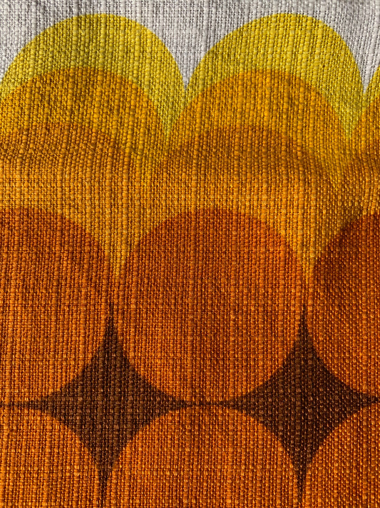 CIRCULAR 70'S DREAM THROW PILLOW COVER