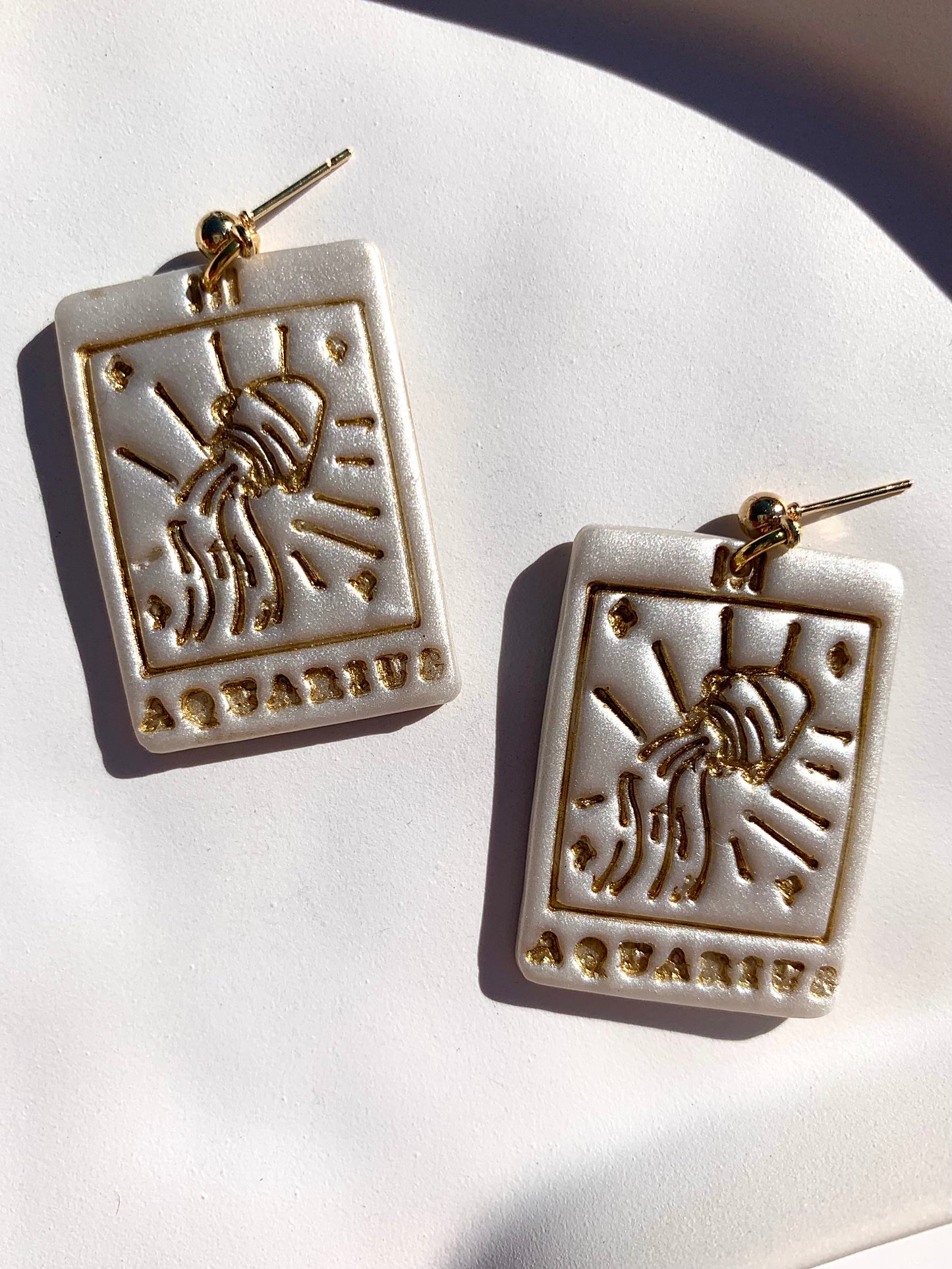 ZODIAC TAROT in cream pearl & gold *AQUARIUS*