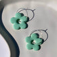 SINGLE BLOOM hoop in vintage turquoise