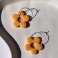 SINGLE BLOOM hoop in clementine