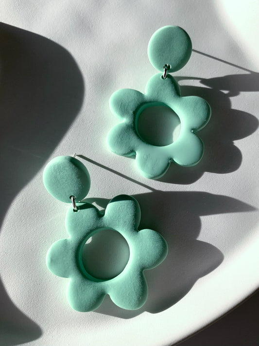 FLOWER POWER in vintage turquoise