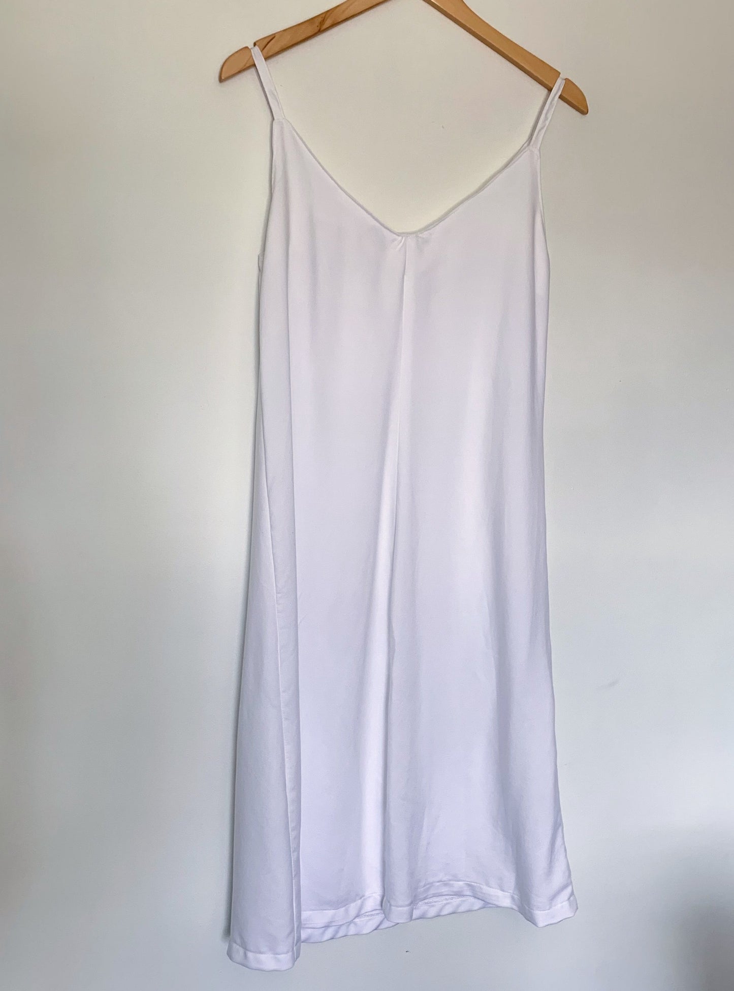 DRESS in tufted lace with bell sleeves INCLUDES SLIP FOR UNDERNEATH (size SMALL)